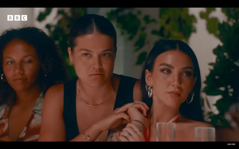 6 Reasons Why You Should Watch I Kissed A Girl On Hulu Immediately